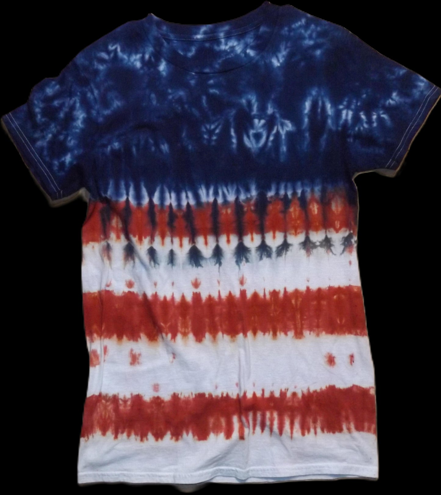 Pleat Tie-dye Small Crew Neck T-shirt Red White and Blue