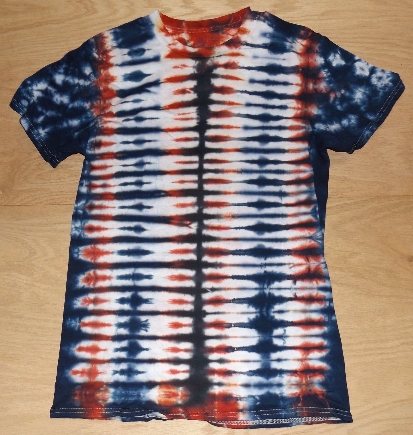Pleat Tie-dye Medium Crew Neck T-shirt