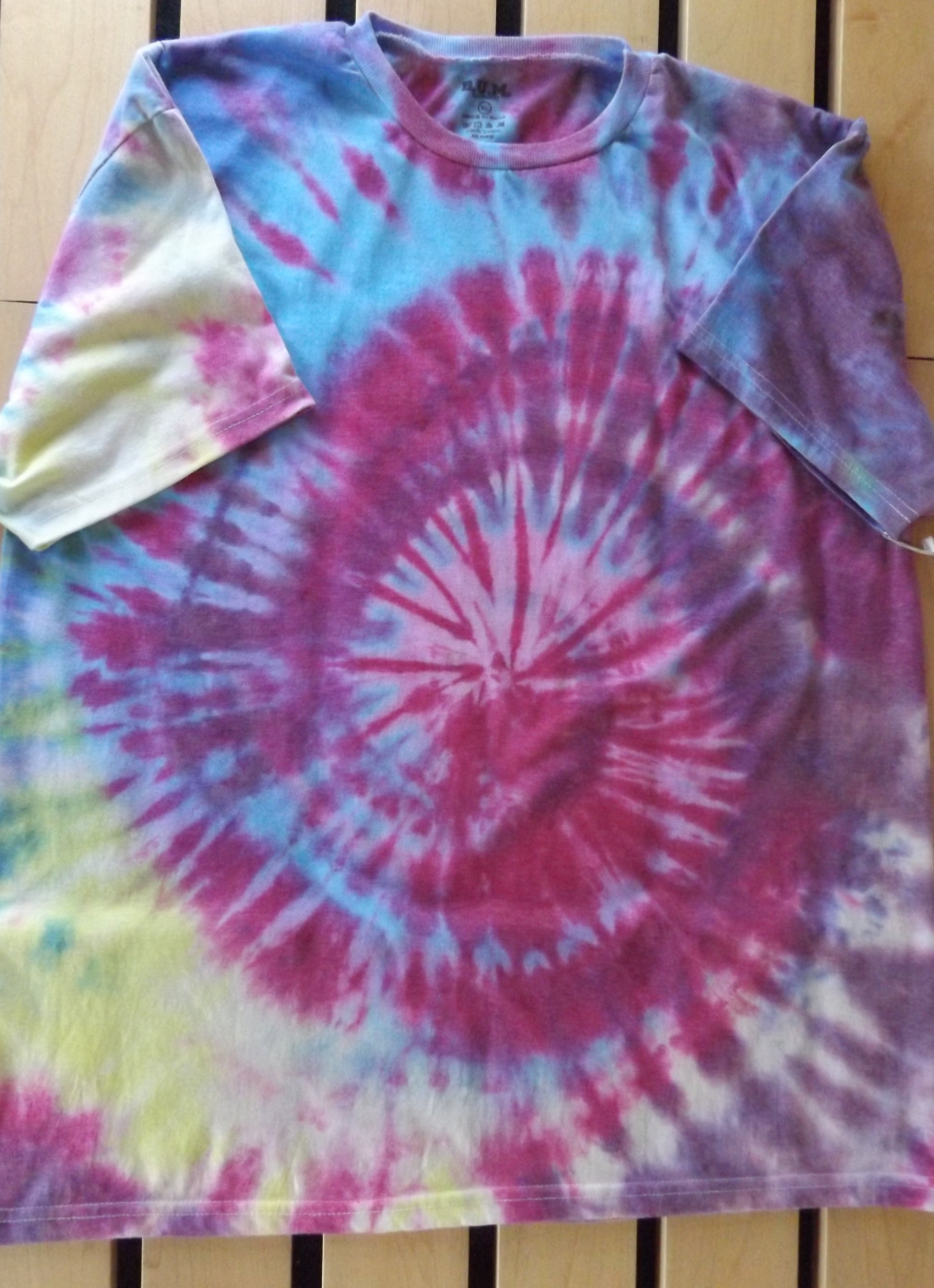 Spiral Tie Dye T Shirt Large Crew Neck Be That Guy Groovy Ties And Freaky Dyes