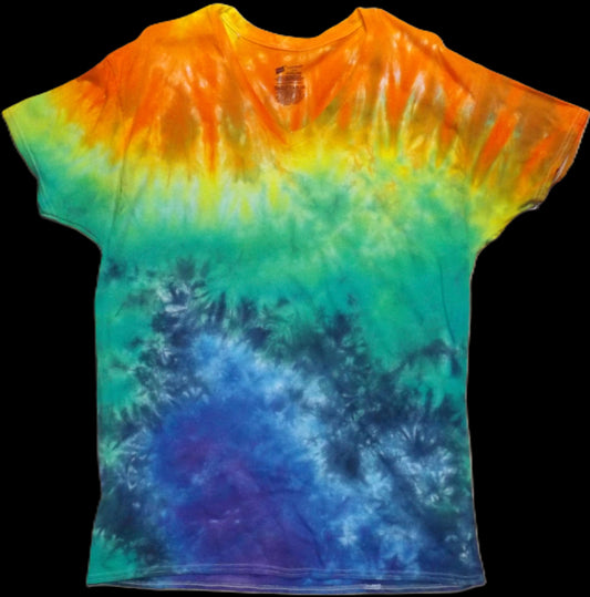 Scrunch Tie-dye Large V-Neck T-shirt Rainbow Scrunch