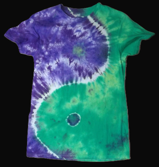 Yin Yang Tie-dye Small Crew Neck T-shirt Green and Purple