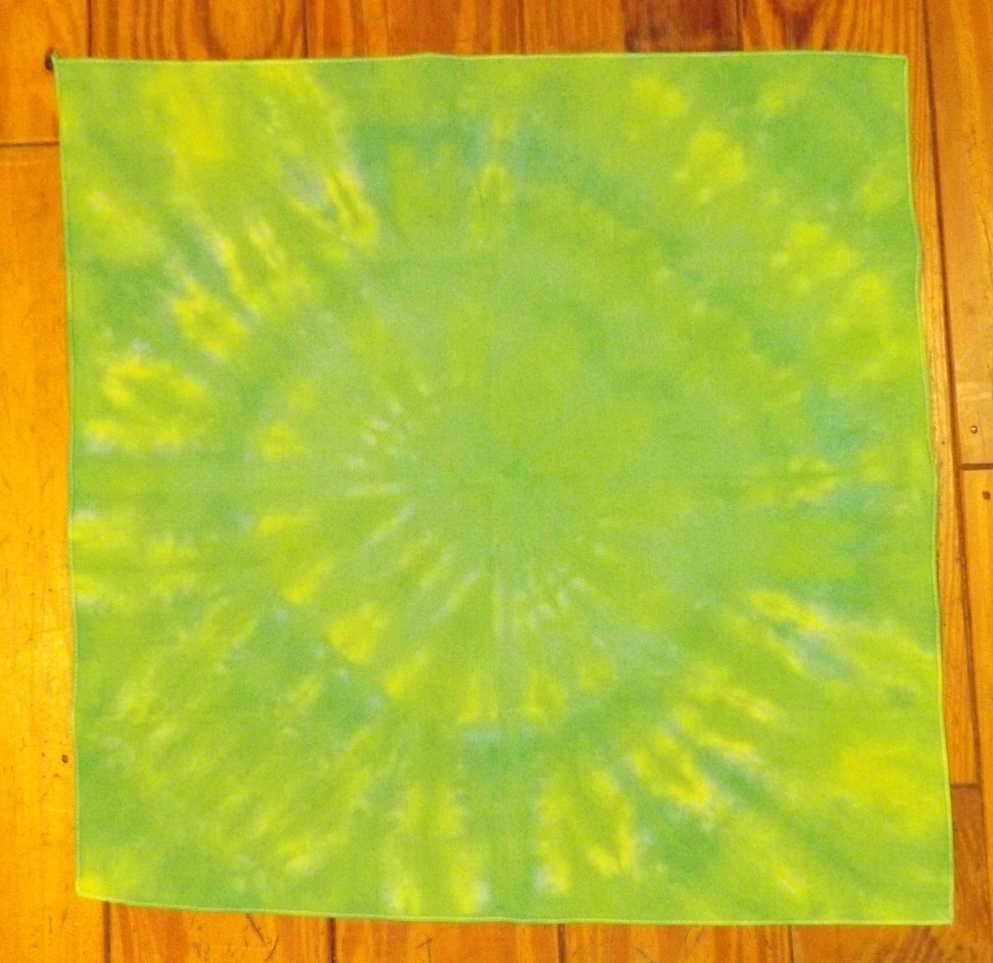 Bandana Spiral Tie-dye 20x20 Green and Yellow