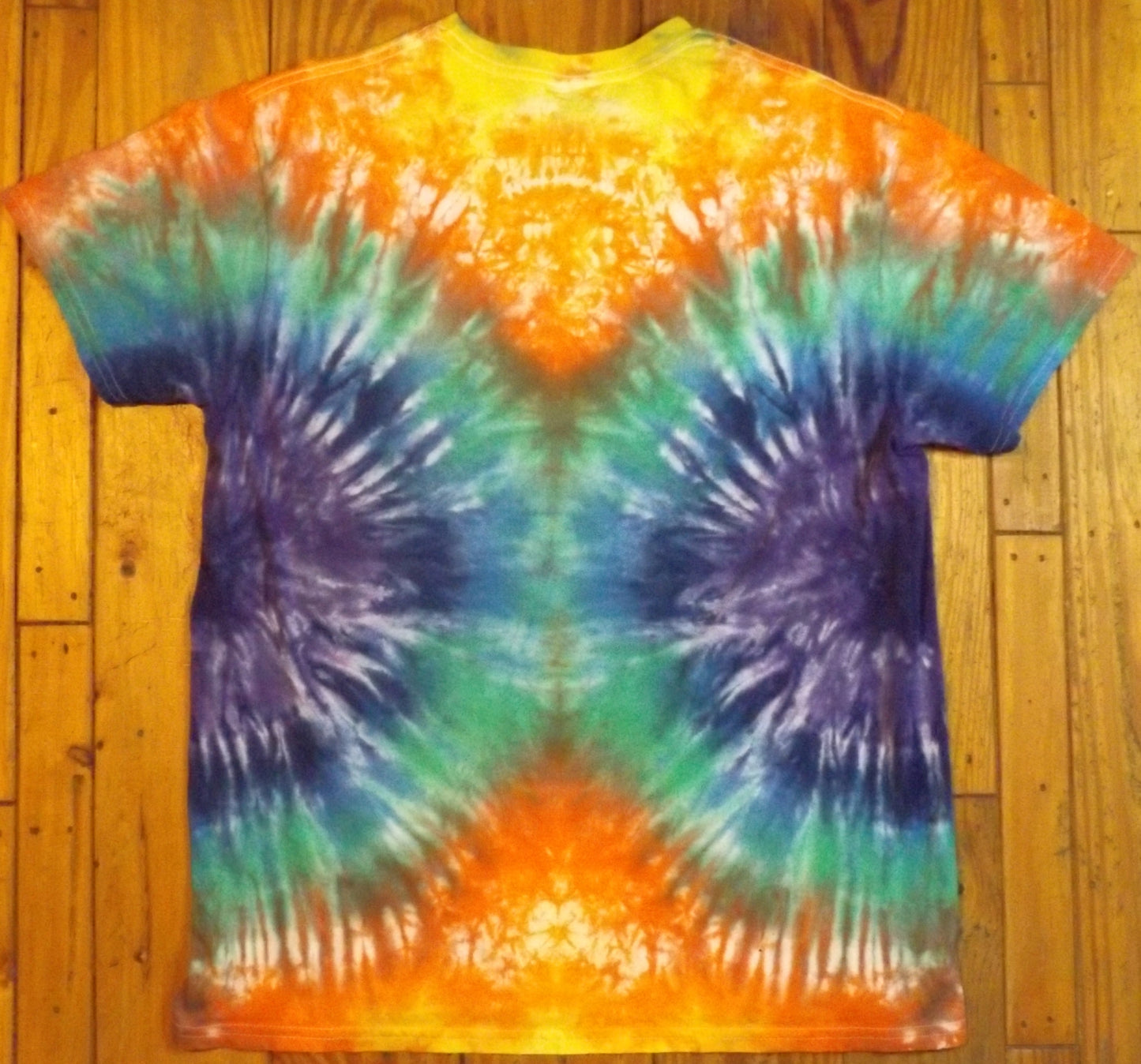 Circle Tie-dye Large Crew Neck T-shirt Twin Circles