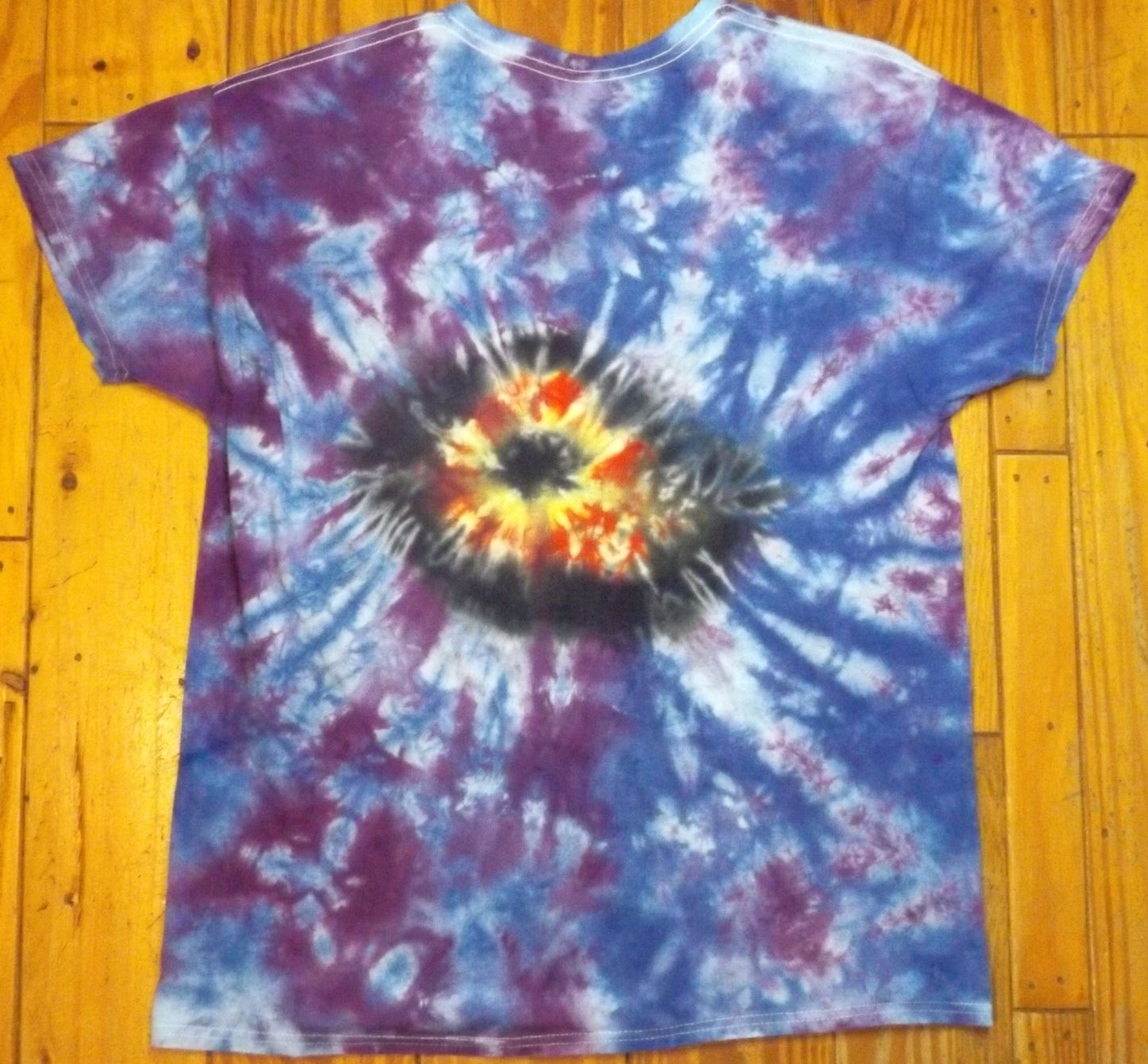 Eye Tie-dye Large Crew Neck T-shirt Blue and Purple