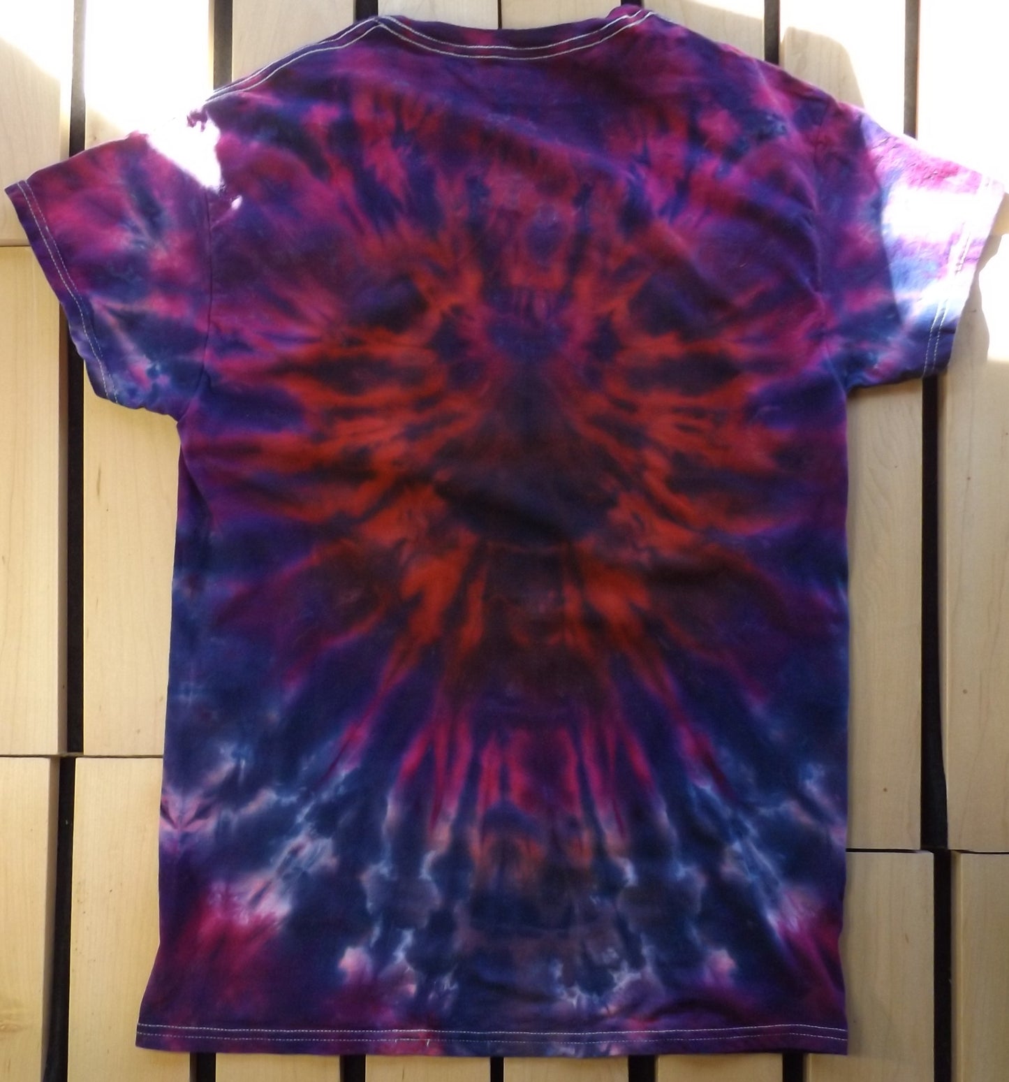 Jigjag Tie-dye Medium Crew Neck T-shirt Vortex