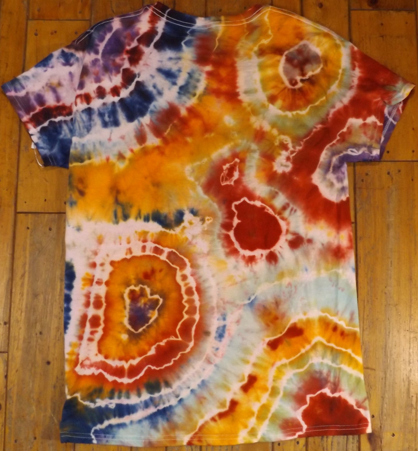 Geode Tie-dye Medium Crew Neck Red Geode