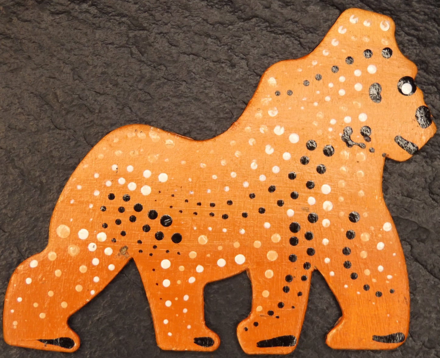 Magnet Gorilla Orange with Dots