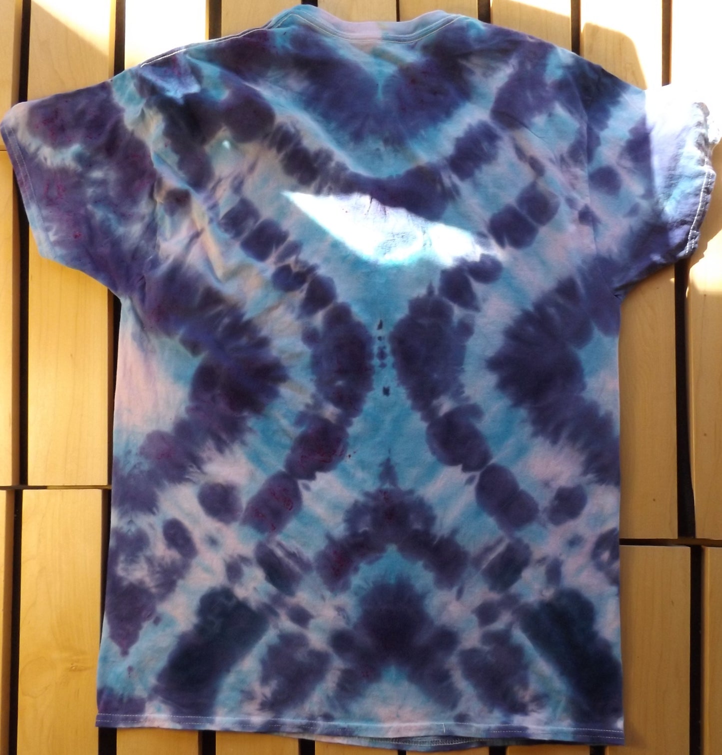 Mirror Tie-dye Large V-Neck T-shirt Blues