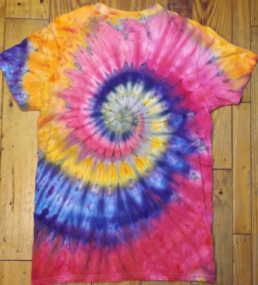 Ice Dye Tie-dye Medium Crew Neck T-shirt Spiral