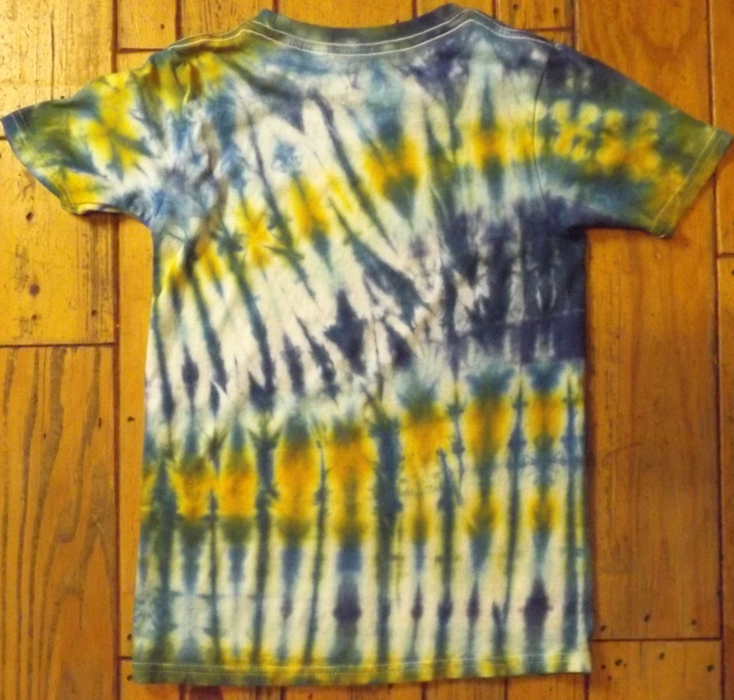 Kids Jigjag Tie-dye Large Crew Neck T-shirt Blue and Yellow Stripes