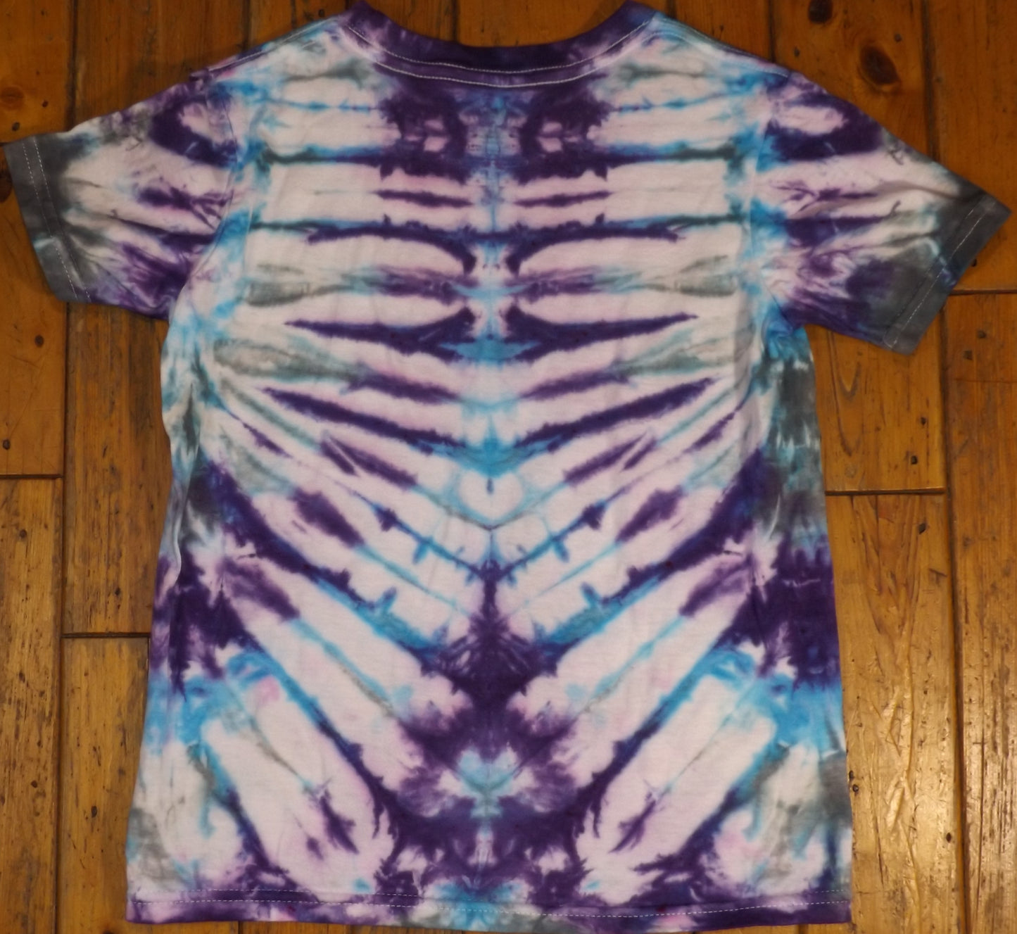 Kids Mirror Tie-dye Small Crew Neck T-shirt Purple and Blue Stripes