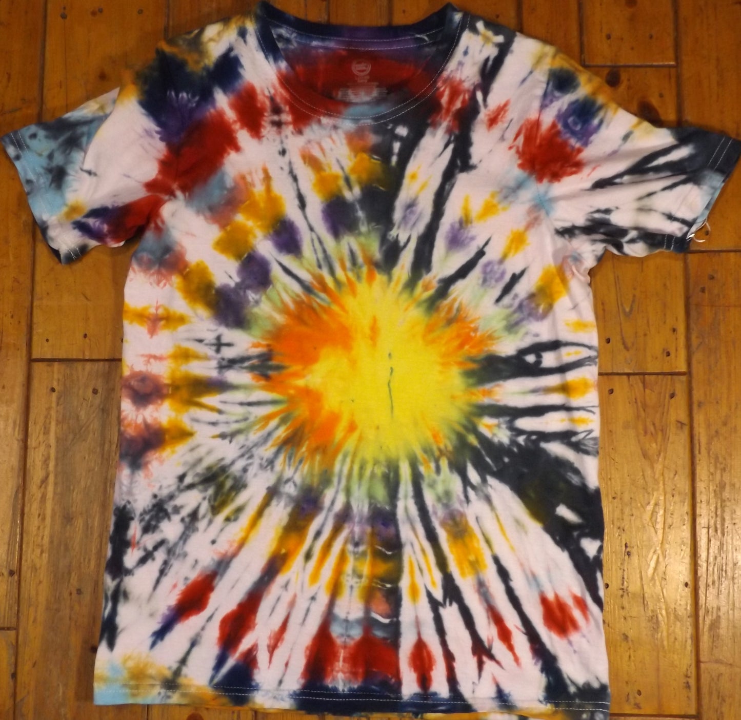 Kids Jigjag Tie-dye Large Crew Neck T-shirt Big Yellow Sun