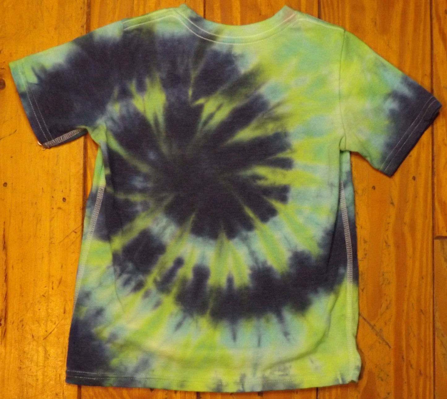 Kids Spiral Tie-Dye 4T Crew Neck Blue and Green Spiral