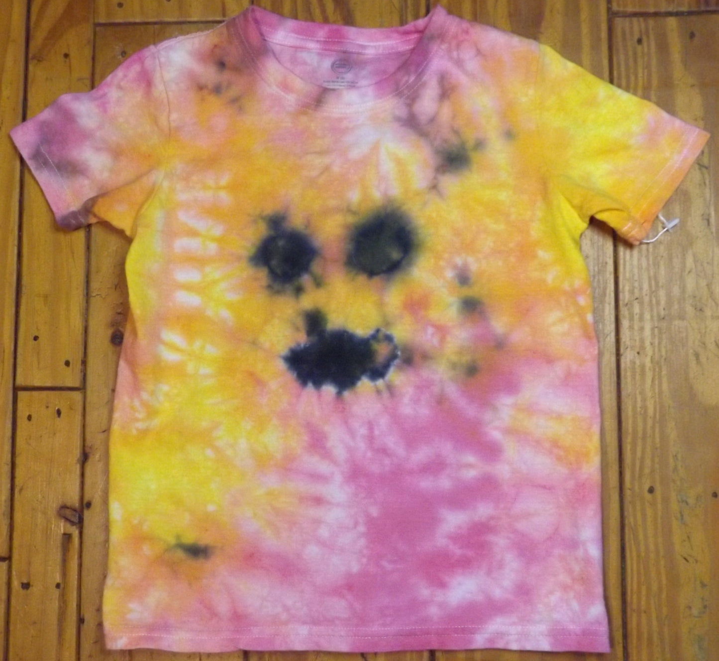 Kids Tie-dye Medium Crew Neck T-shirt Face Experiment