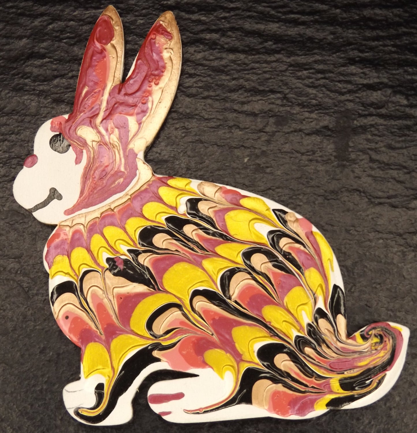 Magnet Bunny Acrylic Pour Pink and Yellow