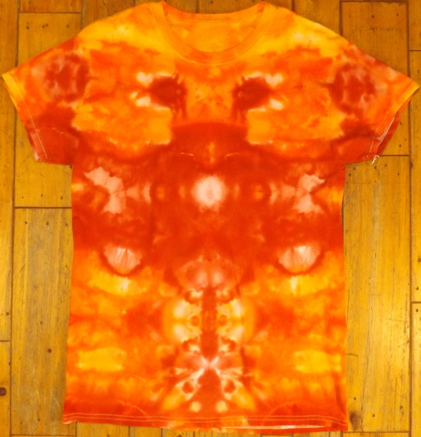 Mirror Tie-dye Medium Crew Neck T-shirt Know It?