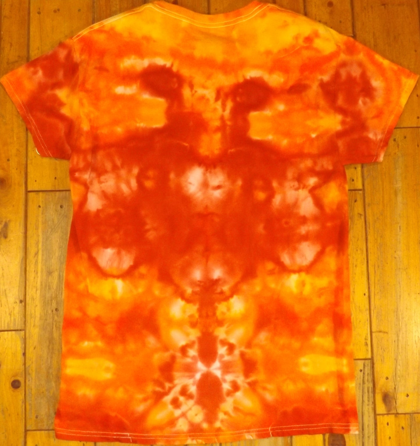 Mirror Tie-dye Medium Crew Neck T-shirt Know It?