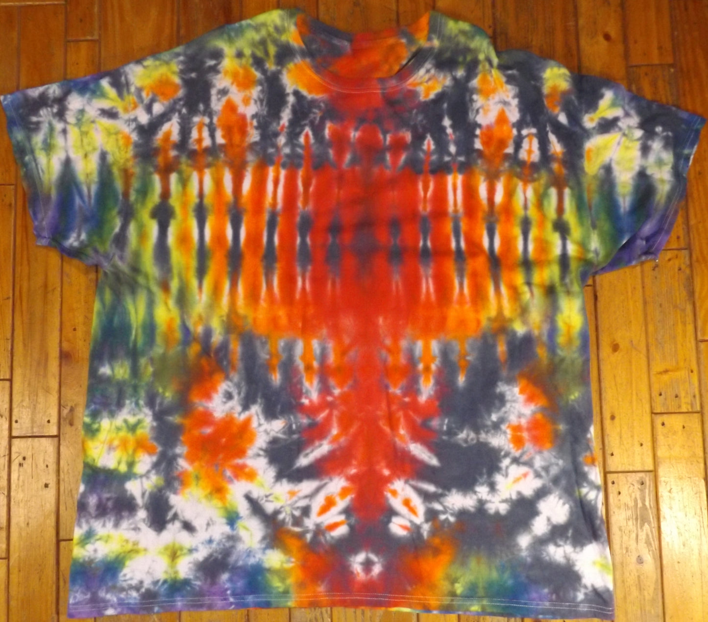 Mirror Tie-dye 3X Crew Neck Guessing Rainbow