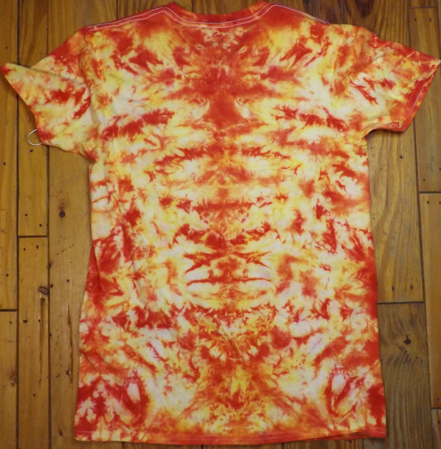 Mirror Tie-dye Medium Crew Neck T-shirt Red and Yellow Scrunch