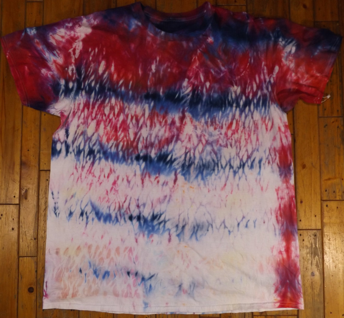 Shibori Tie-dye 2X Crew Neck T-shirt Red White and Blue