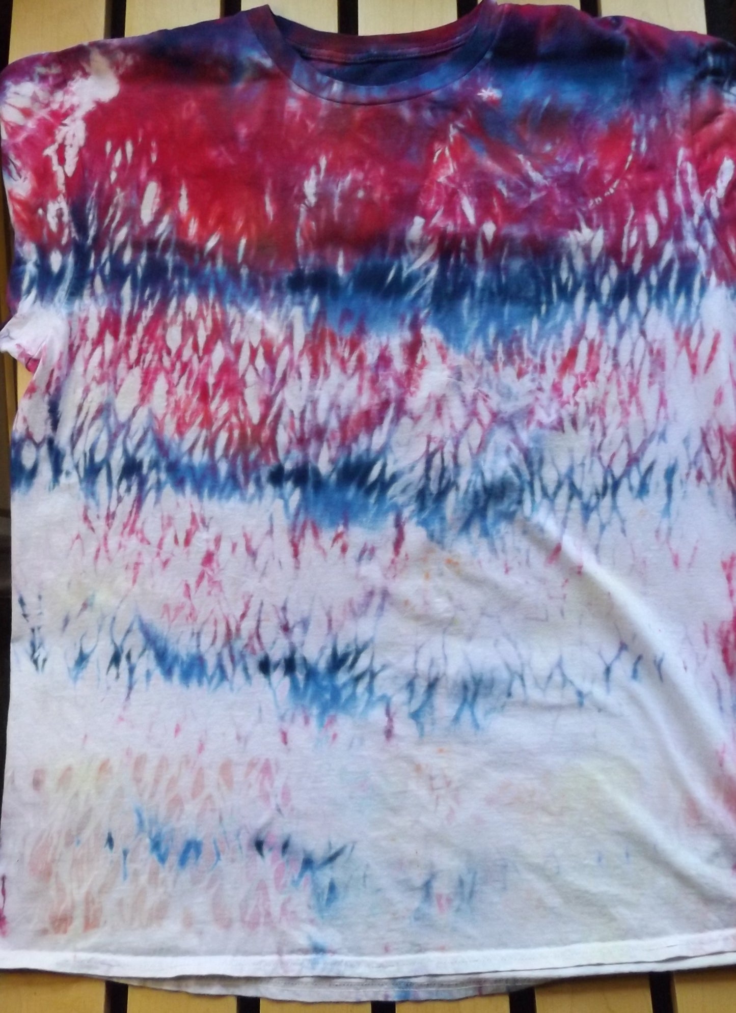 Shibori Tie-dye 2X Crew Neck T-shirt Red White and Blue