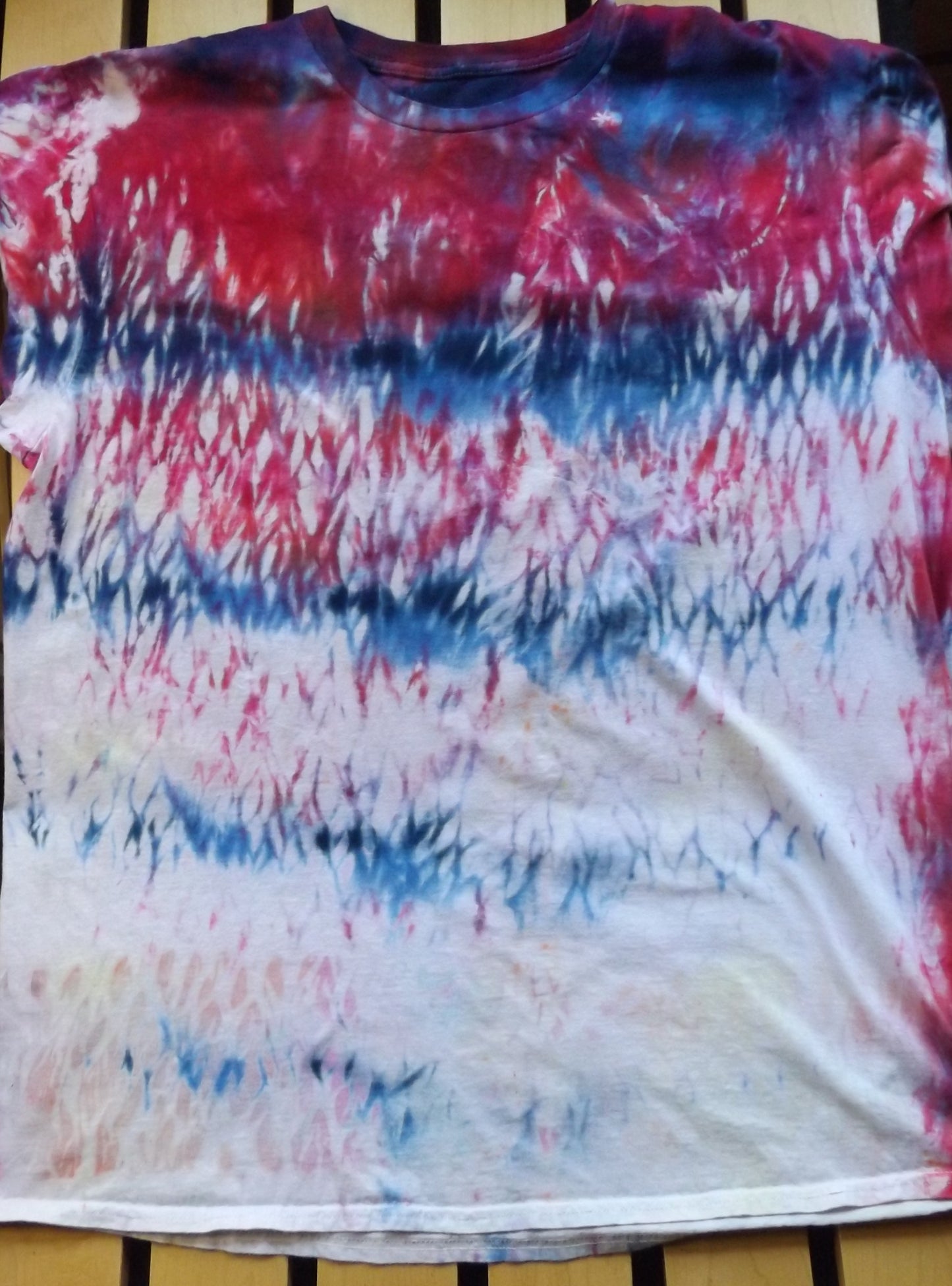 Shibori Tie-dye 2X Crew Neck T-shirt Red White and Blue