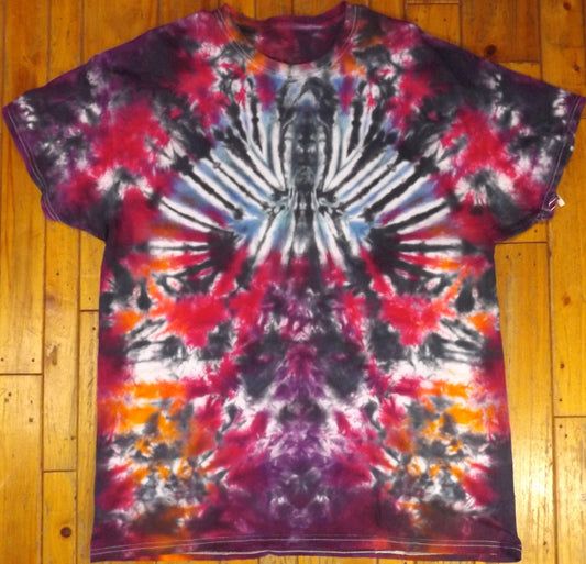 Jigjag Tie-dye XL Crew Neck T-shirt Head Scratcher