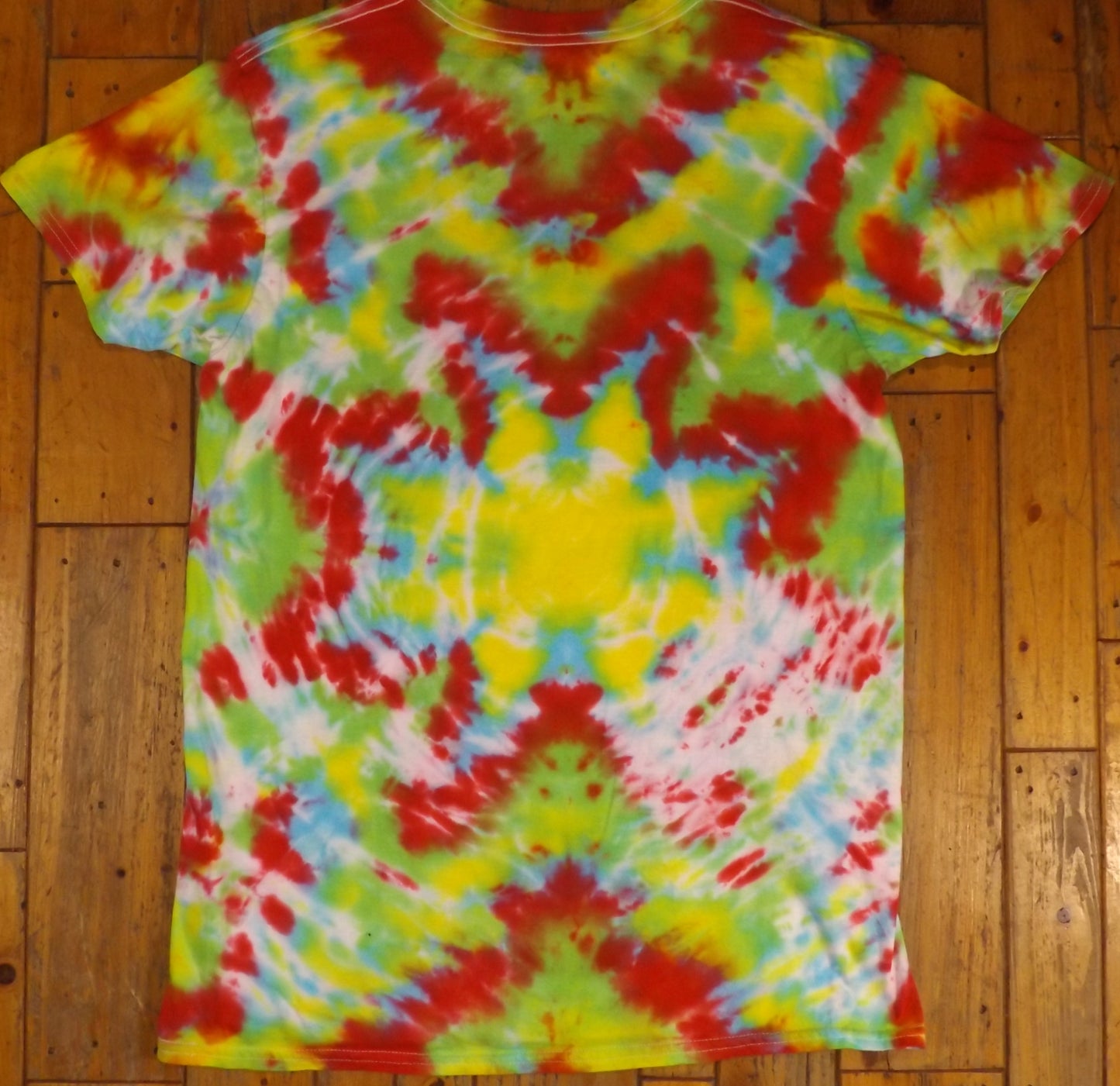 Star Tie-dye Medium Crew Neck T-shirt Star