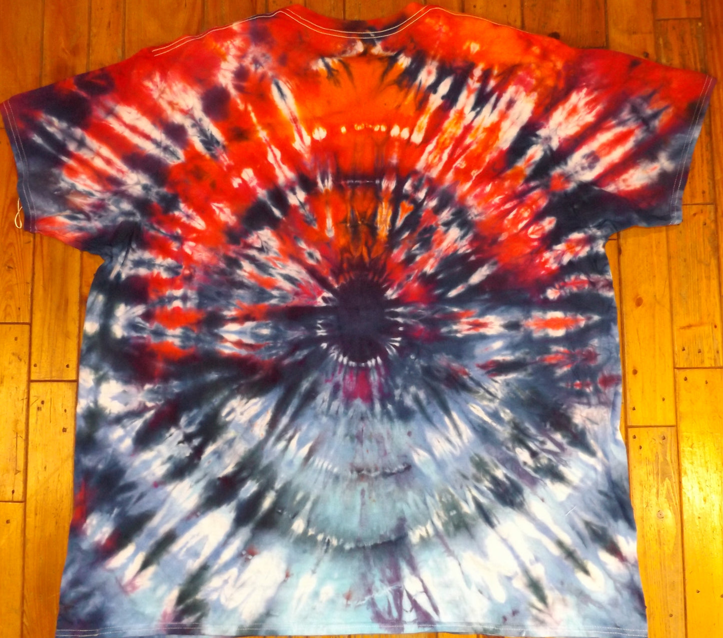 Jigjag Tie-dye 3X Crew Neck T-shirt Neato