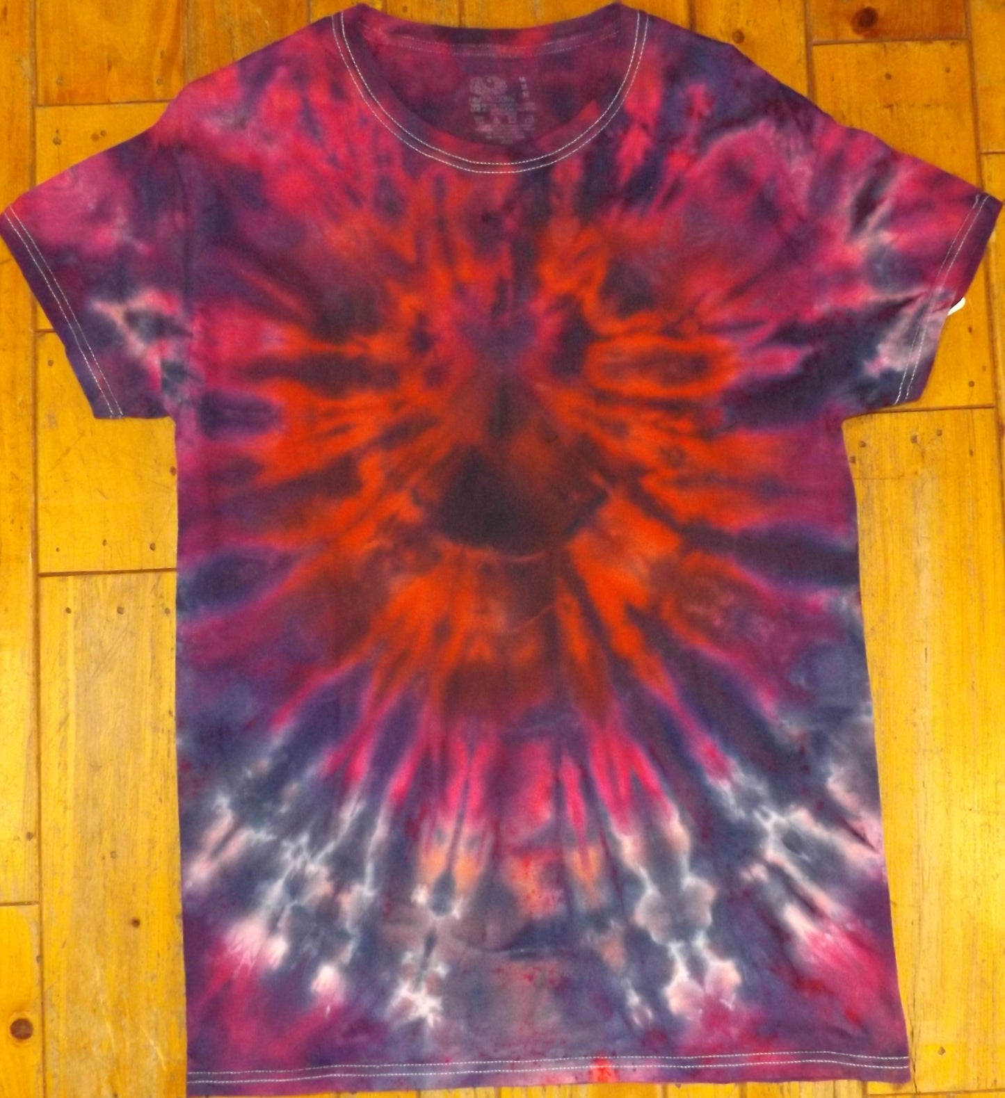 Jigjag Tie-dye Medium Crew Neck T-shirt Vortex