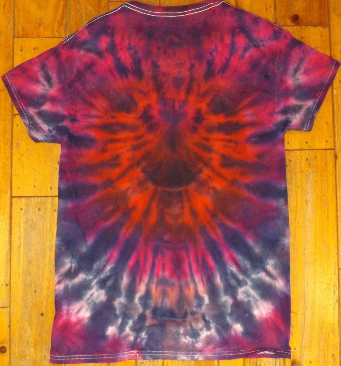 Jigjag Tie-dye Medium Crew Neck T-shirt Vortex