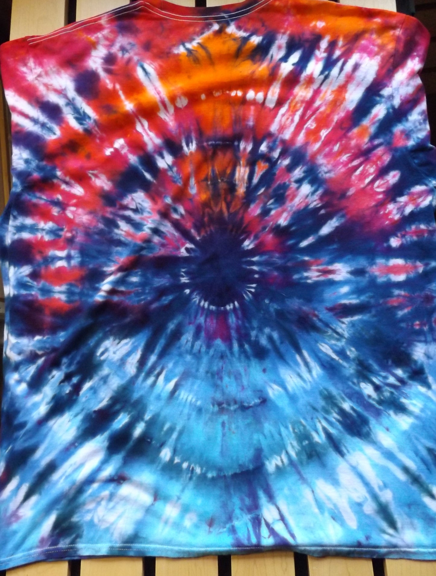 Jigjag Tie-dye 3X Crew Neck T-shirt Neato