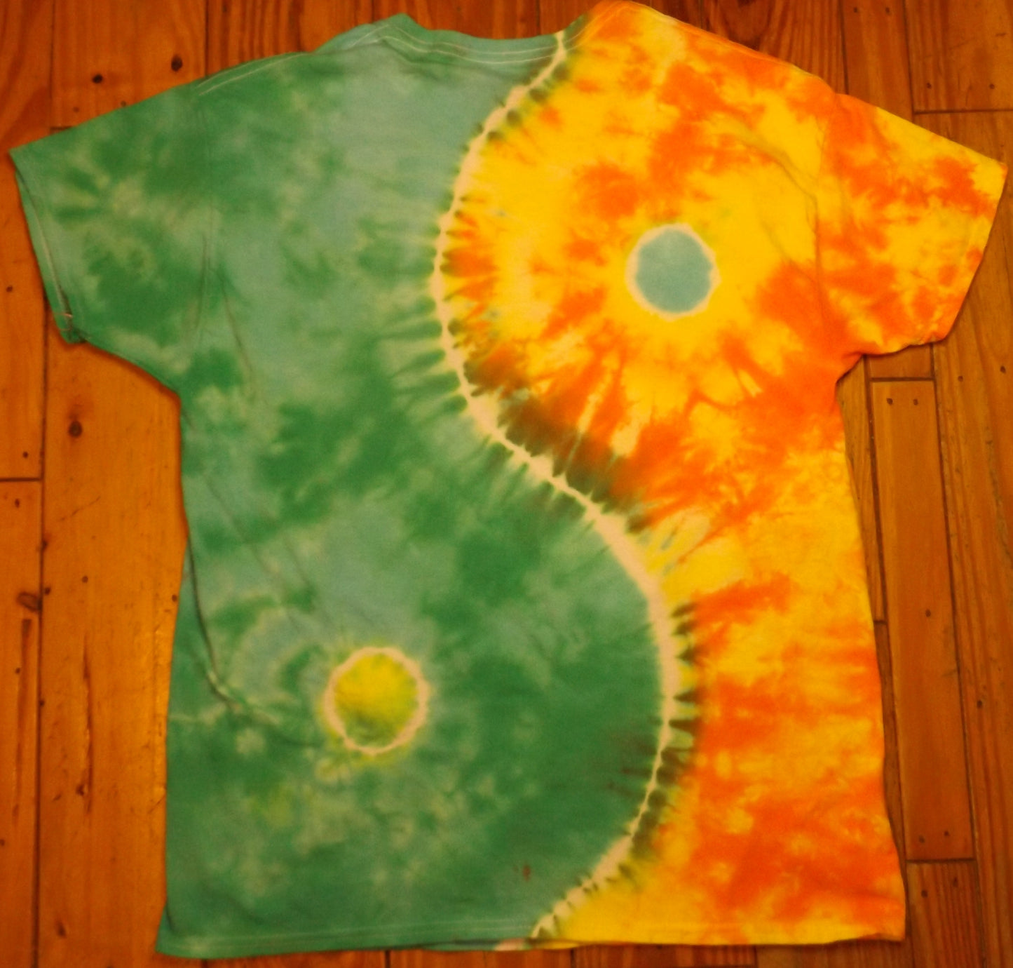 Yin Yang Tie-dye Large Crew Neck T-shirt Aqua and Orange